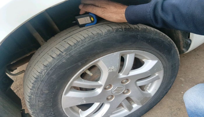 2013 Maruti Swift Dzire ZXI, Petrol, Manual, 78,846 km, tyre