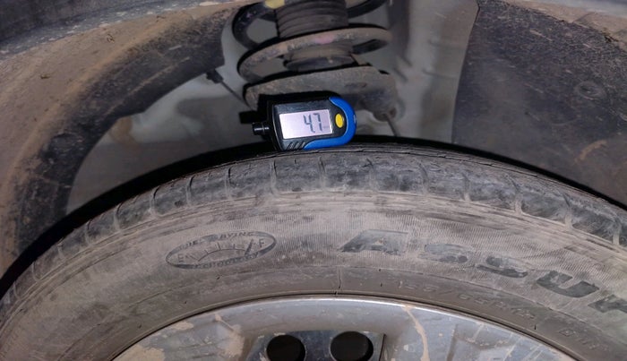 2022 Hyundai VENUE S 1.2, Petrol, Manual, 42,891 km, tyre