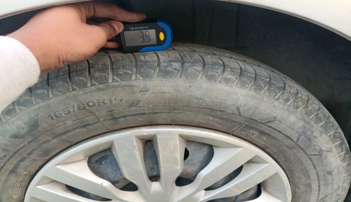 2018 Maruti Dzire VXI, Petrol, Manual, 1,14,126 km, tyre