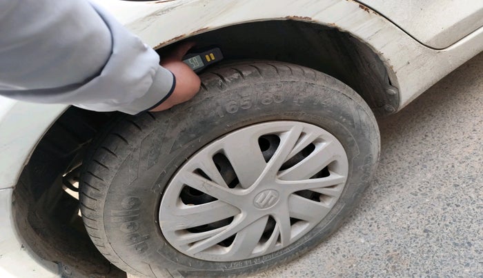 2016 Maruti Swift Dzire VXI, Petrol, Manual, 1,02,121 km, tyre