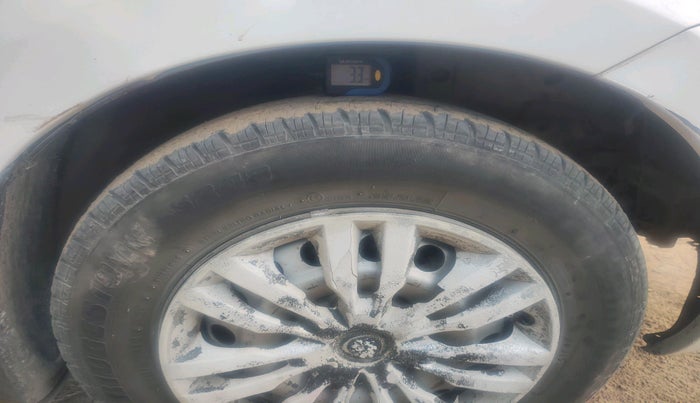 2017 Maruti Dzire VDI, Diesel, Manual, 1,57,688 km, tyre