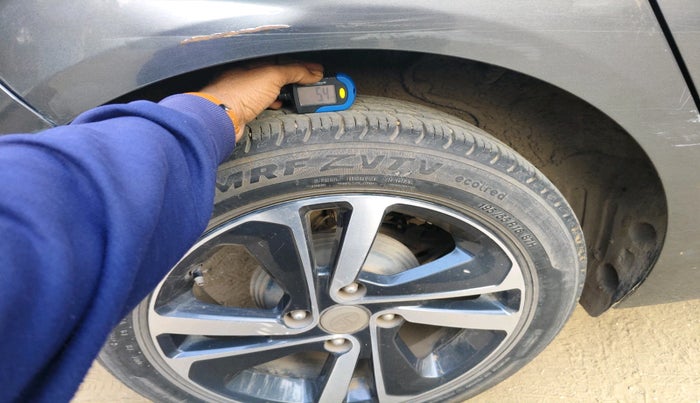 2022 Tata ALTROZ XZ PETROL, Petrol, Manual, 55,366 km, tyre