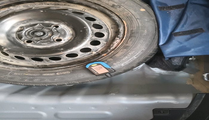 2014 Hyundai Grand i10 SPORTZ 1.2 KAPPA VTVT, Petrol, Manual, 31,870 km, tyre