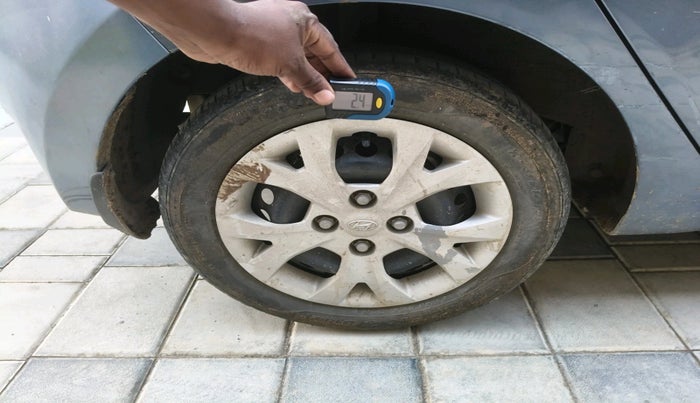 2014 Hyundai Grand i10 SPORTZ 1.2 KAPPA VTVT, Petrol, Manual, 31,870 km, tyre