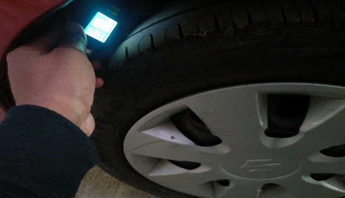 2011 Maruti Alto K10 VXI, Petrol, Manual, 1,09,308 km, tyre