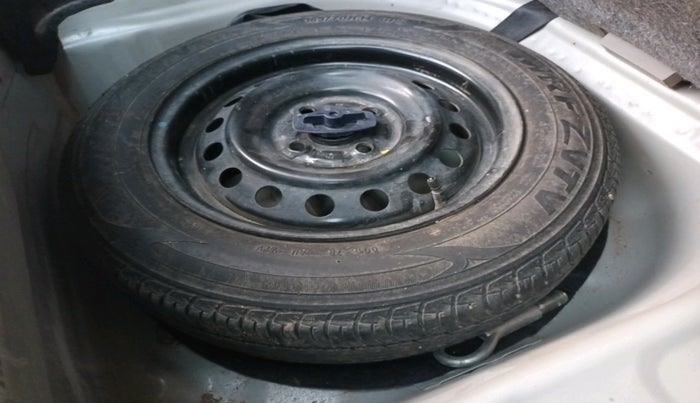 2022 Maruti New Wagon-R VXI (O) 1.2, Petrol, Manual, 37,701 km, tyre