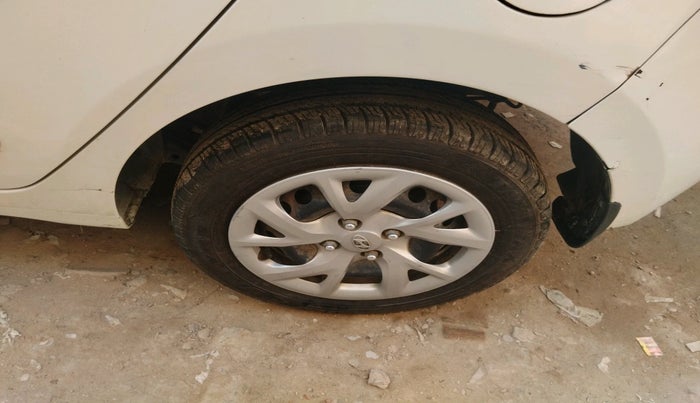 2017 Hyundai Grand i10 SPORTZ (O) 1.2 KAPPA VTVT, Petrol, Manual, 25,158 km, tyre