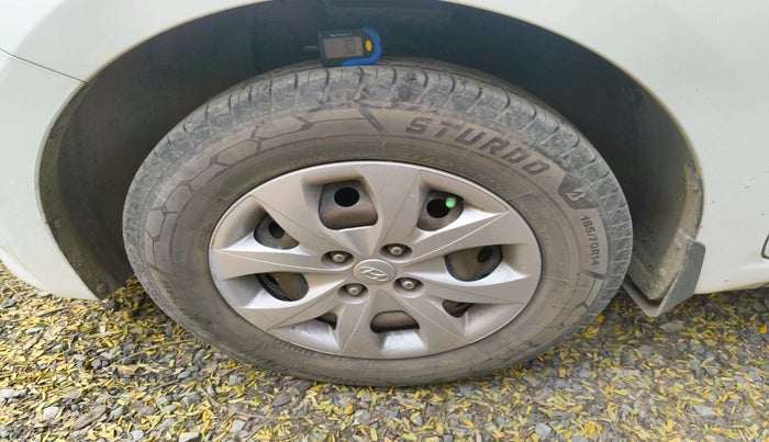 2017 Hyundai Elite i20 SPORTZ 1.2, Petrol, Manual, 94,825 km, tyre