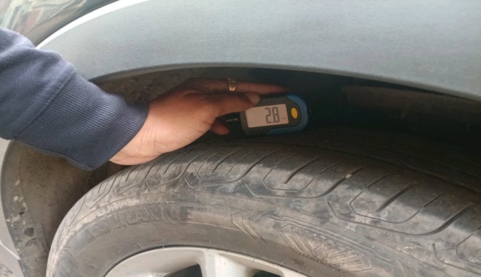 2021 Mahindra XUV300 W8 1.5 DIESEL, Diesel, Manual, 84,334 km, tyre