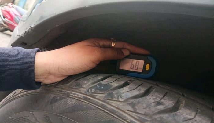 2021 Mahindra XUV300 W8 1.5 DIESEL, Diesel, Manual, 84,334 km, tyre