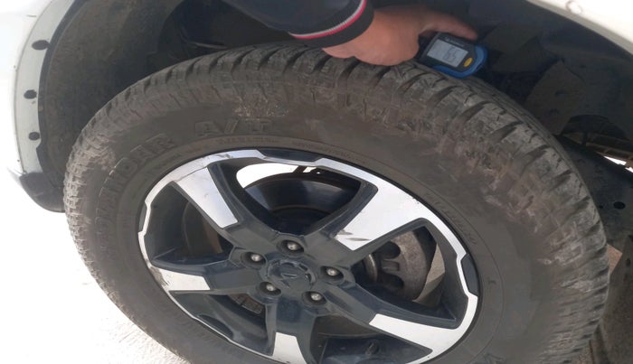 2022 Mahindra SCORPIO CLASSIC S11 7STR, Diesel, Manual, 91,637 km, tyre