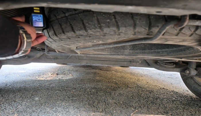 2015 Renault Duster 85 PS RXL DIESEL (OPT), Diesel, Manual, 2,30,000 km, tyre