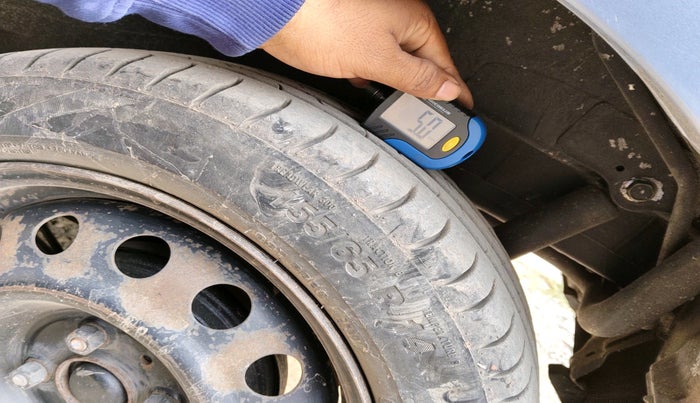 2016 Maruti Wagon R 1.0 VXI, Petrol, Manual, 35,320 km, tyre