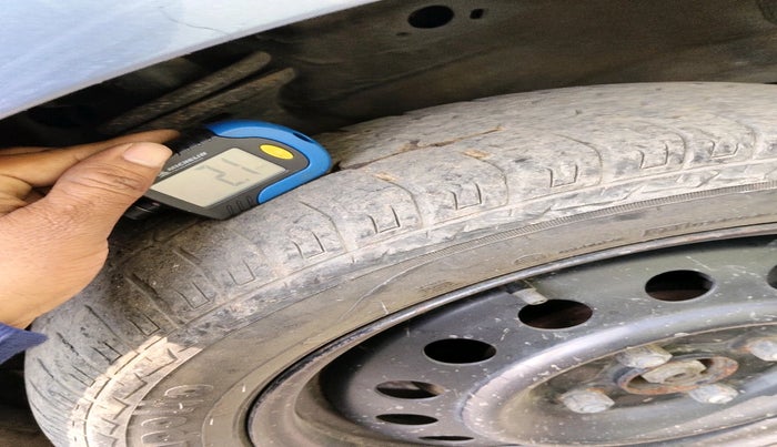 2016 Maruti Wagon R 1.0 VXI, Petrol, Manual, 35,320 km, tyre