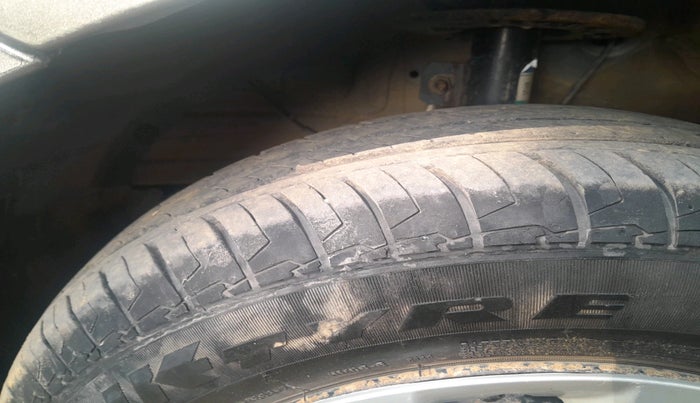 2022 Maruti Swift VXI, Petrol, Manual, 29,348 km, tyre