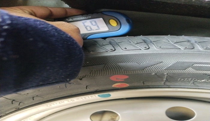 2016 Maruti Wagon R 1.0 LXI, Petrol, Manual, 9,360 km, tyre