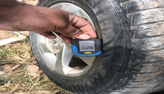 2012 Renault Duster 110 PS RXZ DIESEL, Diesel, Manual, 1,86,156 km, tyre