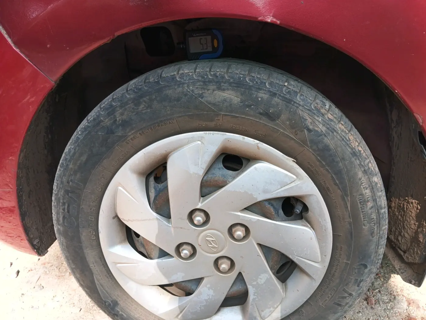 2019 Hyundai NEW SANTRO ASTA MT, Petrol, Manual, 1,22,200 km, tyre