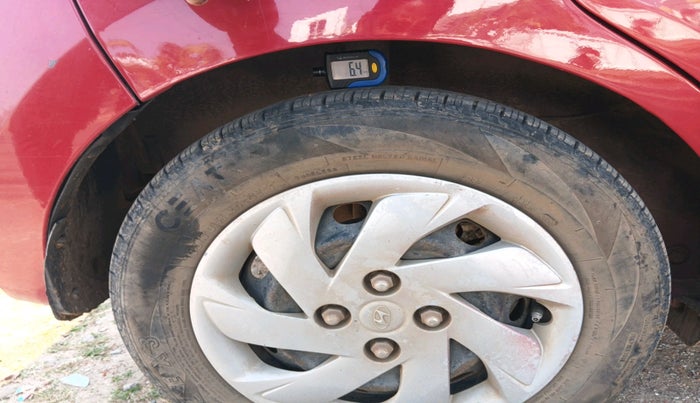 2019 Hyundai NEW SANTRO ASTA MT, Petrol, Manual, 1,21,317 km, tyre