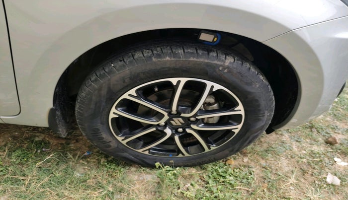 2022 Maruti Swift ZXI PLUS, Petrol, Manual, 29,382 km, tyre