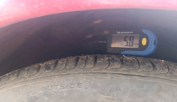 2016 Hyundai Xcent SX 1.2 (O), Petrol, Manual, 39,921 km, tyre