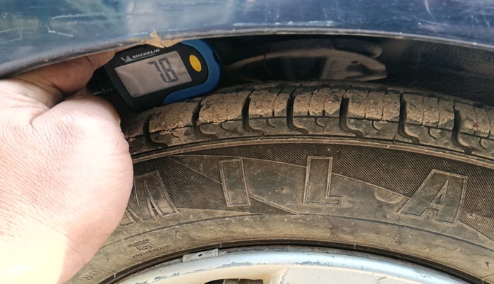 2010 Hyundai i10 MAGNA 1.1, Petrol, Manual, 2,15,661 km, tyre