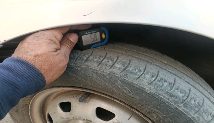 2010 Hyundai Santro Xing GL LPG, Petrol, Manual, 66,142 km, tyre