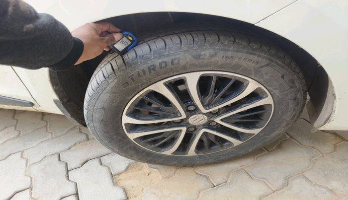 2022 Maruti Ertiga   VXI (O) CNG, Petrol, Manual, 1,21,176 km, tyre