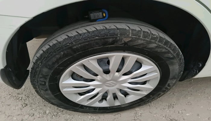 2024 Maruti Dzire VXI, Petrol, Manual, 53,145 km, tyre