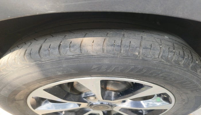 2020 Tata NEXON XZ PLUS PETROL DUAL TONE, Petrol, Manual, 48,556 km, tyre