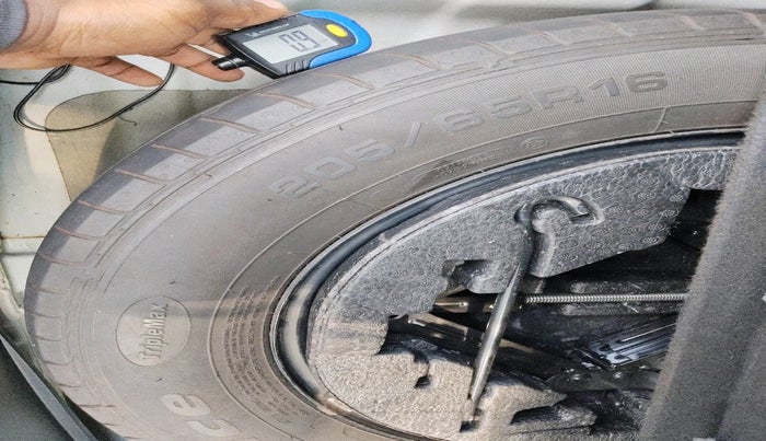 2019 Hyundai Creta E PLUS 1.4 DIESEL, Diesel, Manual, 2,19,249 km, tyre