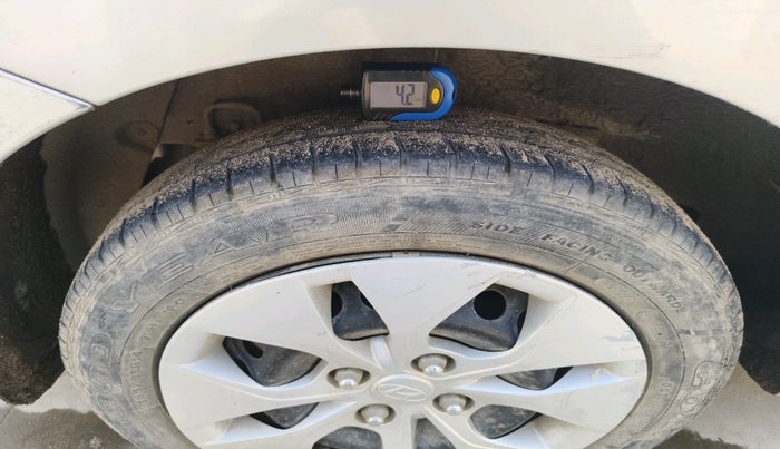 2018 Hyundai Xcent S 1.2, Petrol, Manual, 69,000 km, tyre