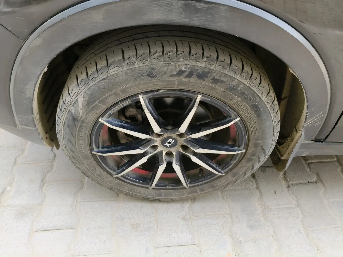 2019 Mahindra XUV300 W6 1.5 DIESEL, Diesel, Manual, 91,912 km, tyre