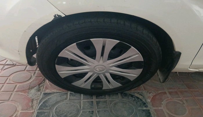 2012 Ford Fiesta STYLE DIESEL, Diesel, Manual, 1,14,749 km, tyre