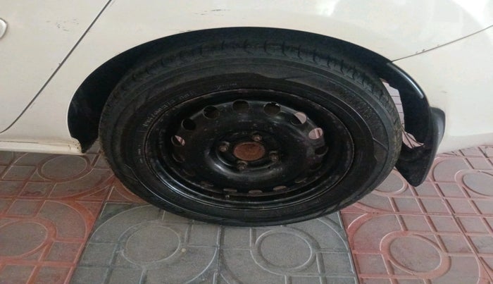 2012 Ford Fiesta STYLE DIESEL, Diesel, Manual, 1,14,749 km, tyre