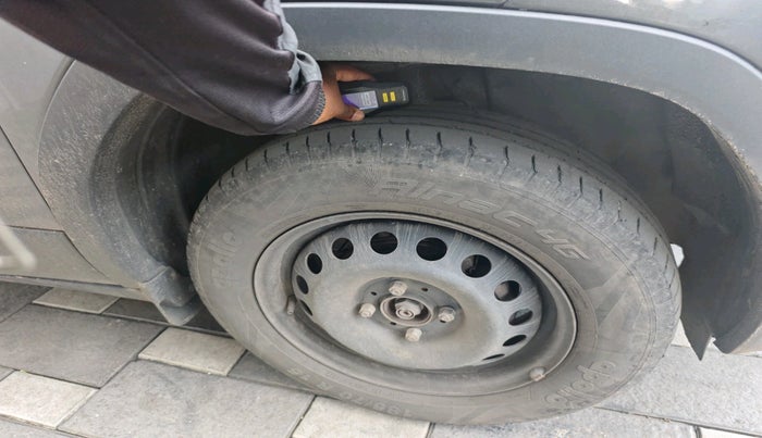 2022 Tata PUNCH ADVENTURE MT, Petrol, Manual, 63,158 km, tyre