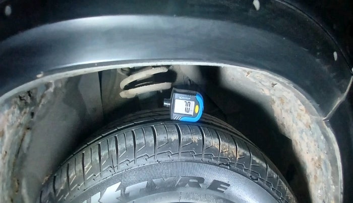 2017 Maruti Vitara Brezza VDI (O), Diesel, Manual, 1,01,501 km, tyre