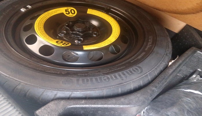 2011 Skoda Yeti AMBITION 2.0 TDI CR 4X4, Diesel, Manual, 1,89,447 km, tyre