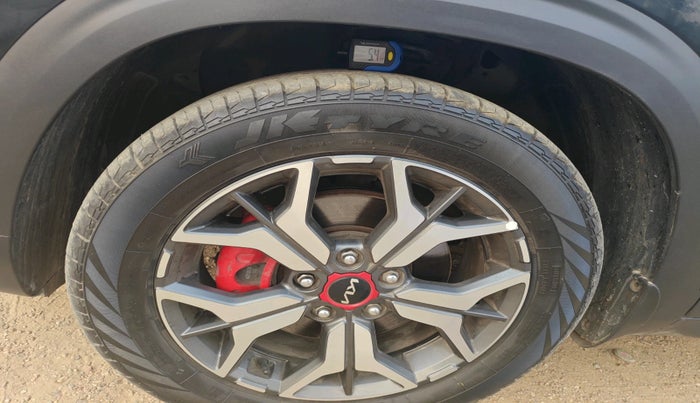 2022 KIA SELTOS GTX PLUS AT 1.5 DIESEL, Diesel, Automatic, 30,389 km, tyre