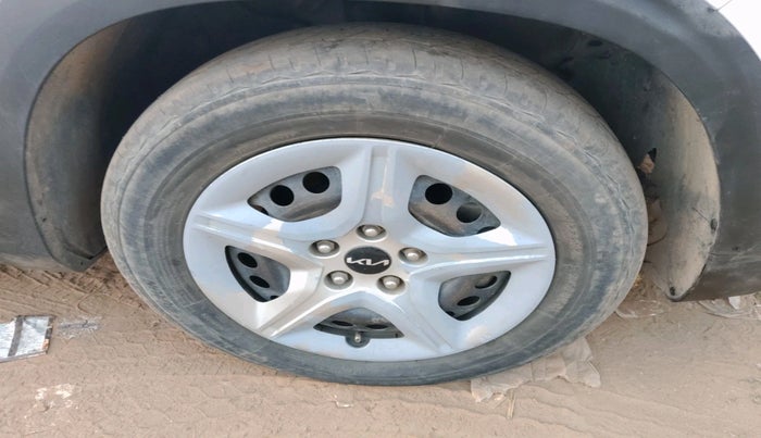 2022 KIA SELTOS HTE 1.5 DIESEL, Diesel, Manual, 71,547 km, tyre