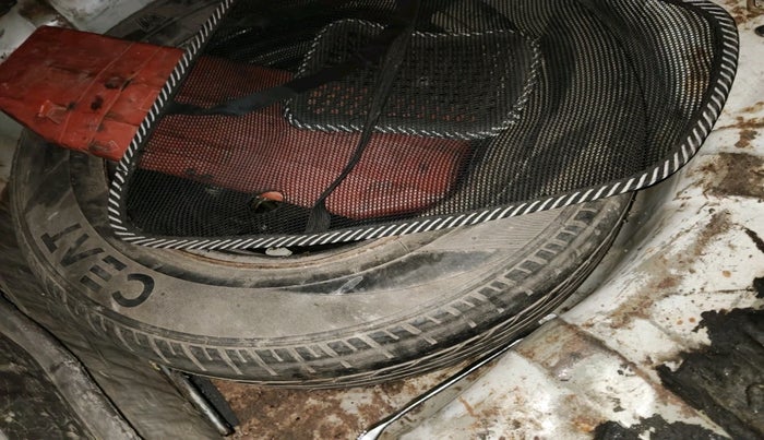 2011 Hyundai i20 MAGNA 1.4 CRDI, Diesel, Manual, 1,61,966 km, tyre