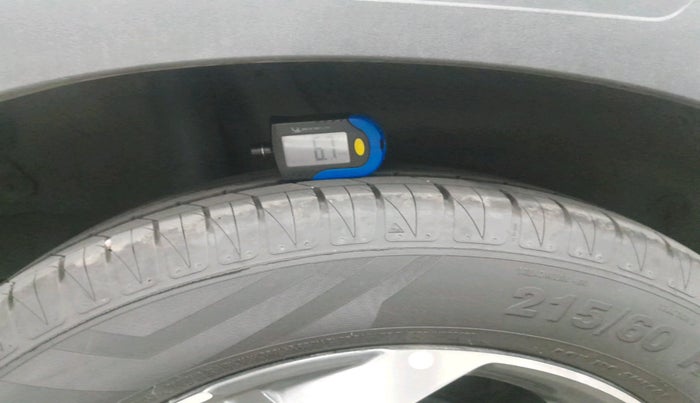 2021 Hyundai VENUE SX 1.0 (O) TURBO, Petrol, Manual, 58,391 km, tyre