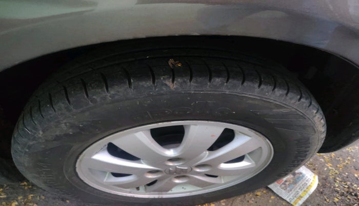 2010 Maruti Ritz ZXI, Petrol, Manual, 41,979 km, tyre