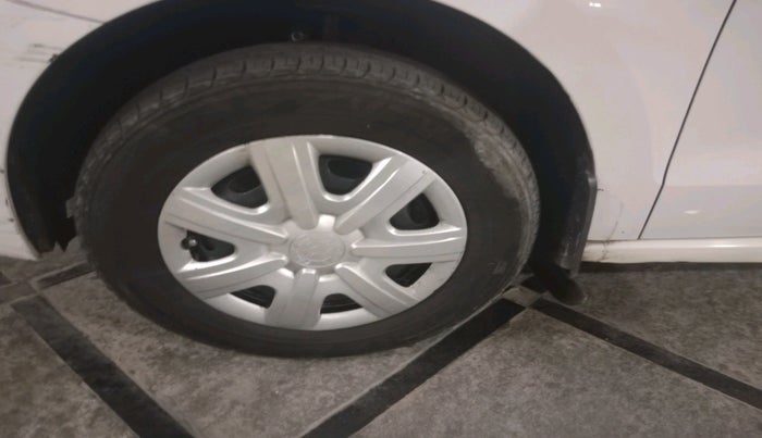 2013 Skoda Rapid AMBITION 1.6 TDI CR MT PLUS, Diesel, Manual, 40,797 km, tyre