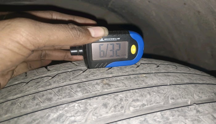 2020 Hyundai VENUE S 1.0 TURBO DCT, Petrol, Automatic, 54,022 km, tyre