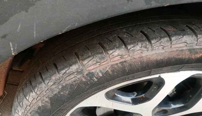 2017 Renault Captur PLATINE DIESEL DUAL TONE, Diesel, Manual, 1,50,756 km, tyre