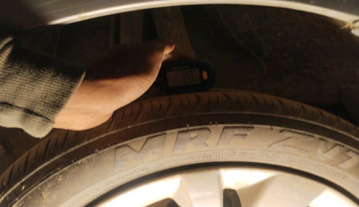 2018 Honda Amaze 1.2L I-VTEC S, Petrol, Manual, 1,72,394 km, tyre