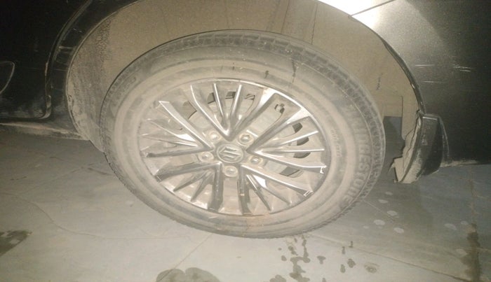 2019 Maruti Ertiga ZXI+ SHVS, Petrol, Manual, 46,899 km, tyre