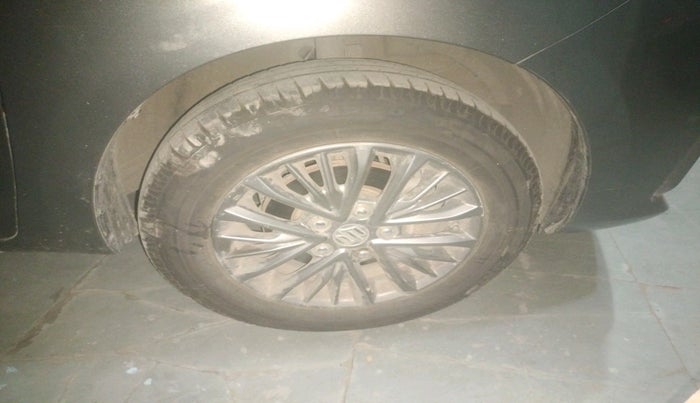 2019 Maruti Ertiga ZXI+ SHVS, Petrol, Manual, 46,899 km, tyre