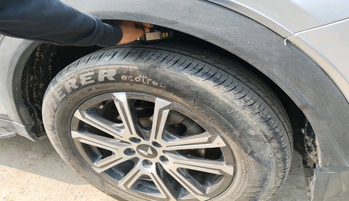 2022 Mahindra XUV700 AX 7 P MT 7 STR, Petrol, Manual, 35,166 km, tyre